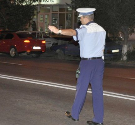 Prins la volan fără permis de conducere